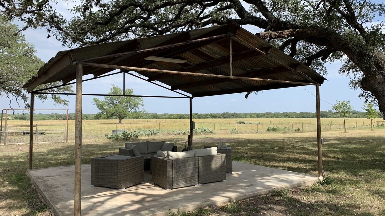 Photo of Outdoor in Hondo