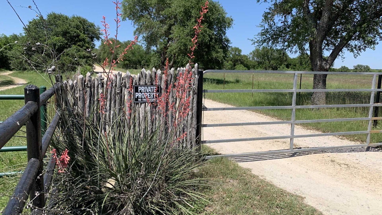 Photo of Others in Hondo