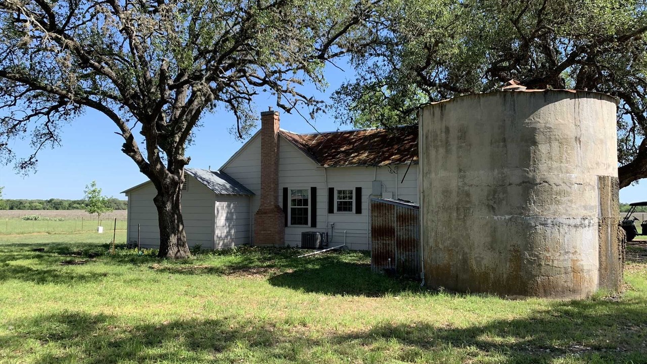 Photo of Others in Hondo