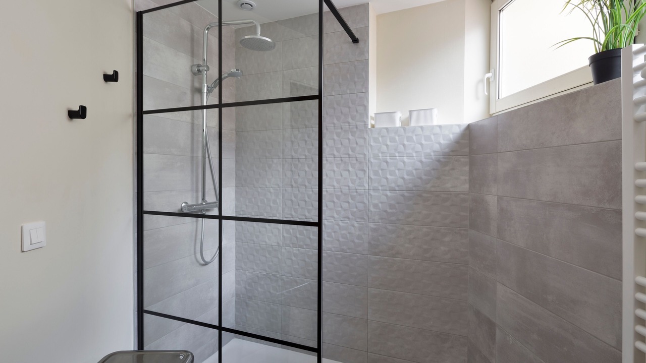 Photo of Bathroom in Bourg-l'Eveque