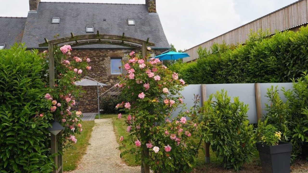 Photo of Outdoor in Baguer-Pican