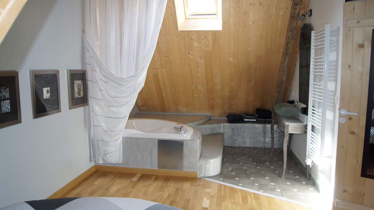 Photo of Bedroom in Baguer-Pican