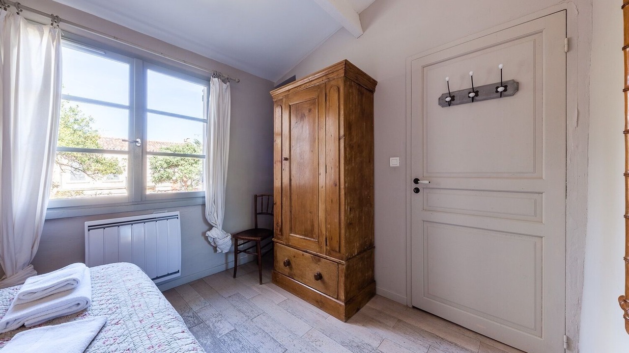 Photo of Bedroom in Les Cinq Avenues