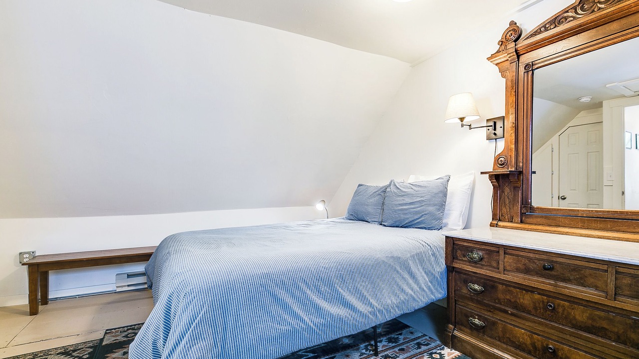 Photo of Bedroom in Silverton