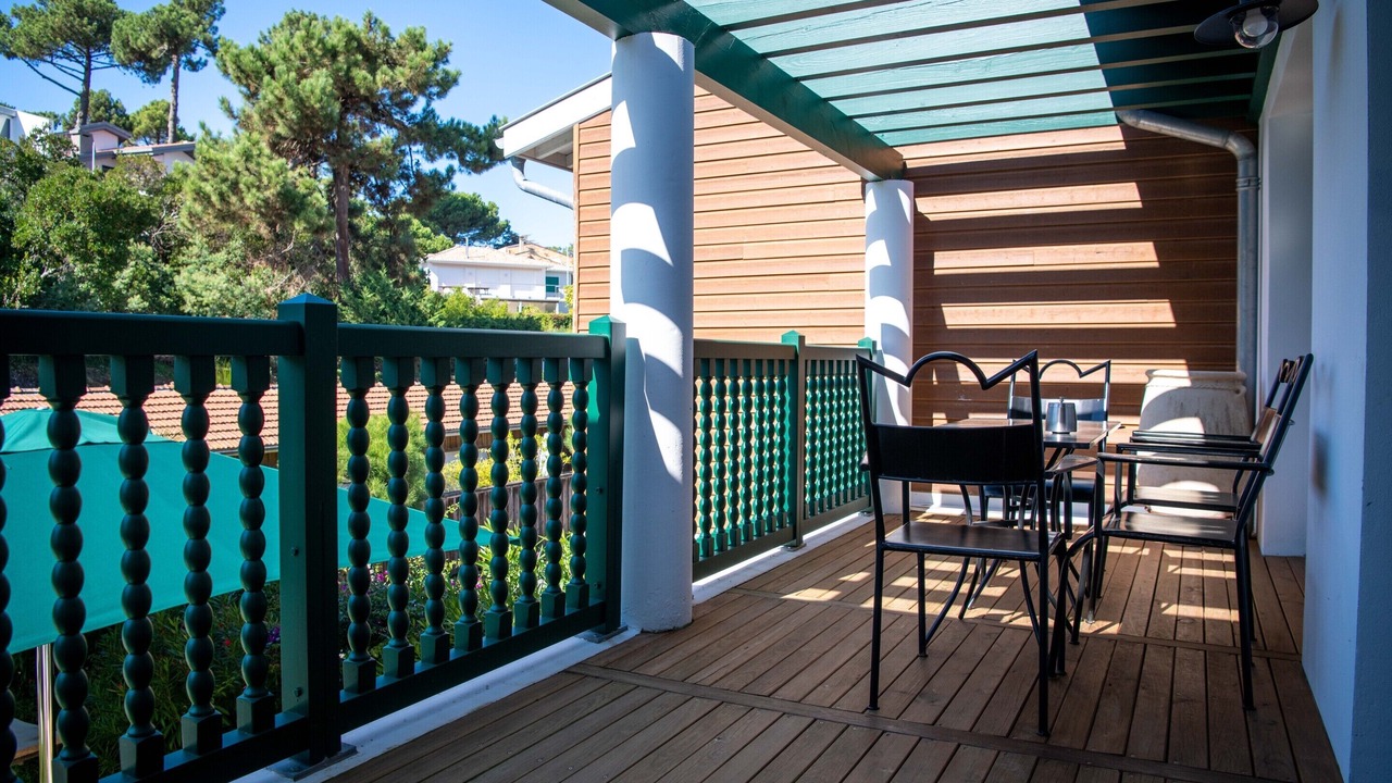 Photo of Patio Balcony in Le Canon