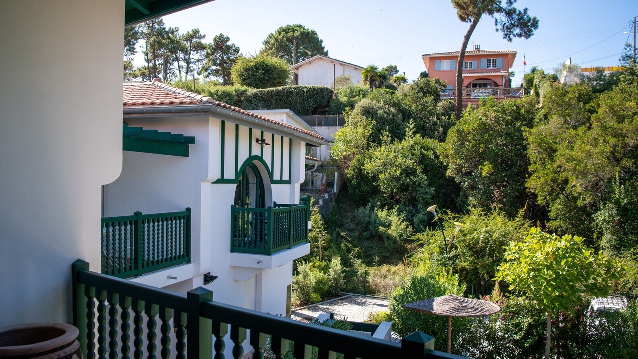Photo of Patio Balcony in Le Canon