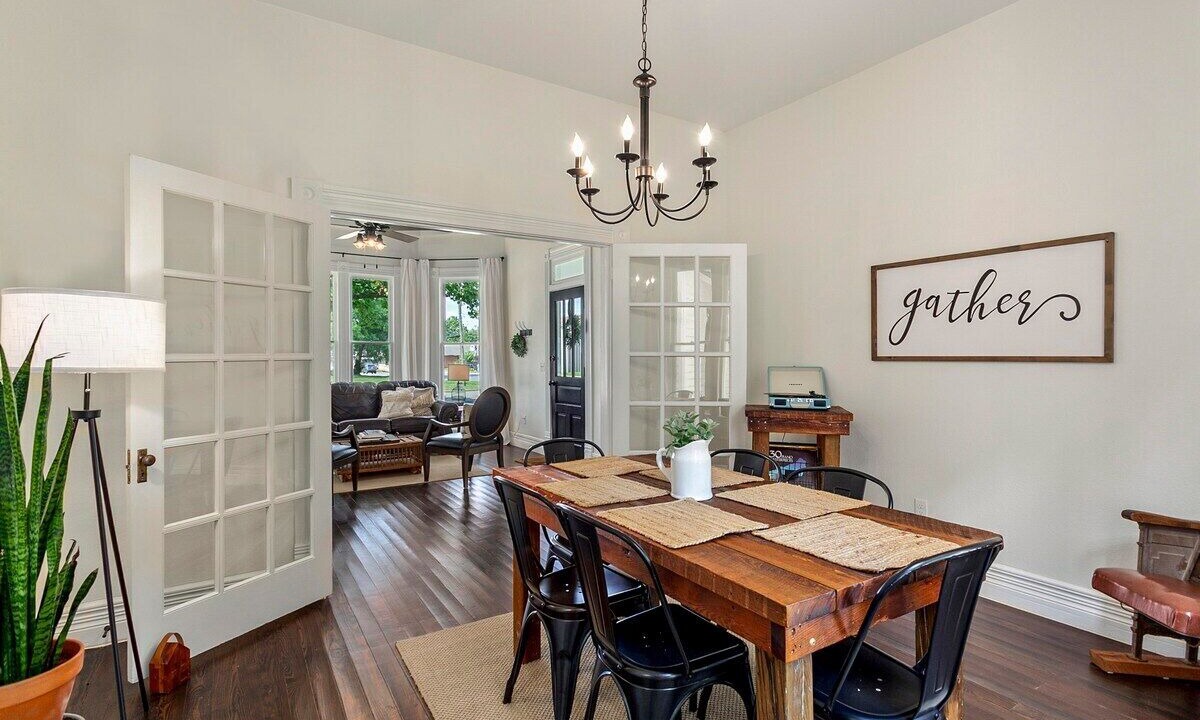 Photo of Bedroom in Springdale