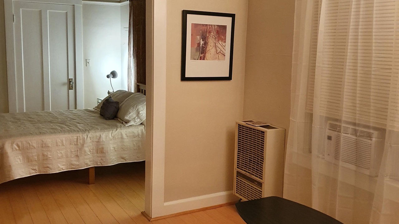 Photo of Bedroom in Midtown Sacramento