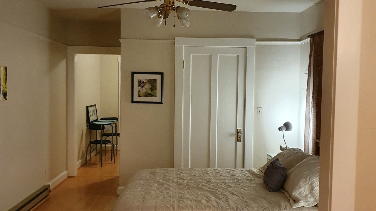 Photo of Bedroom in Midtown Sacramento