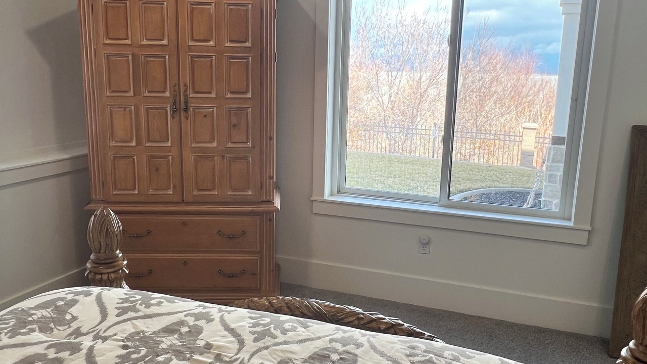 Photo of Bedroom in Saratoga Springs