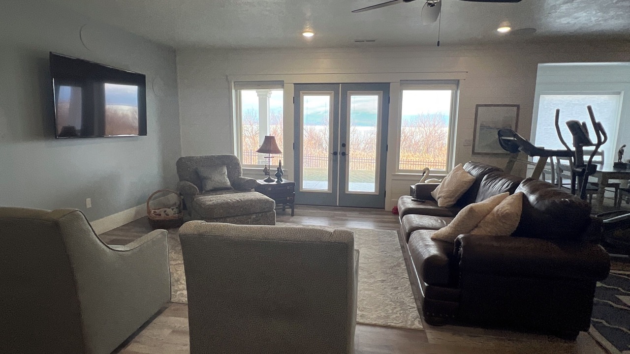 Photo of Livingroom in Saratoga Springs