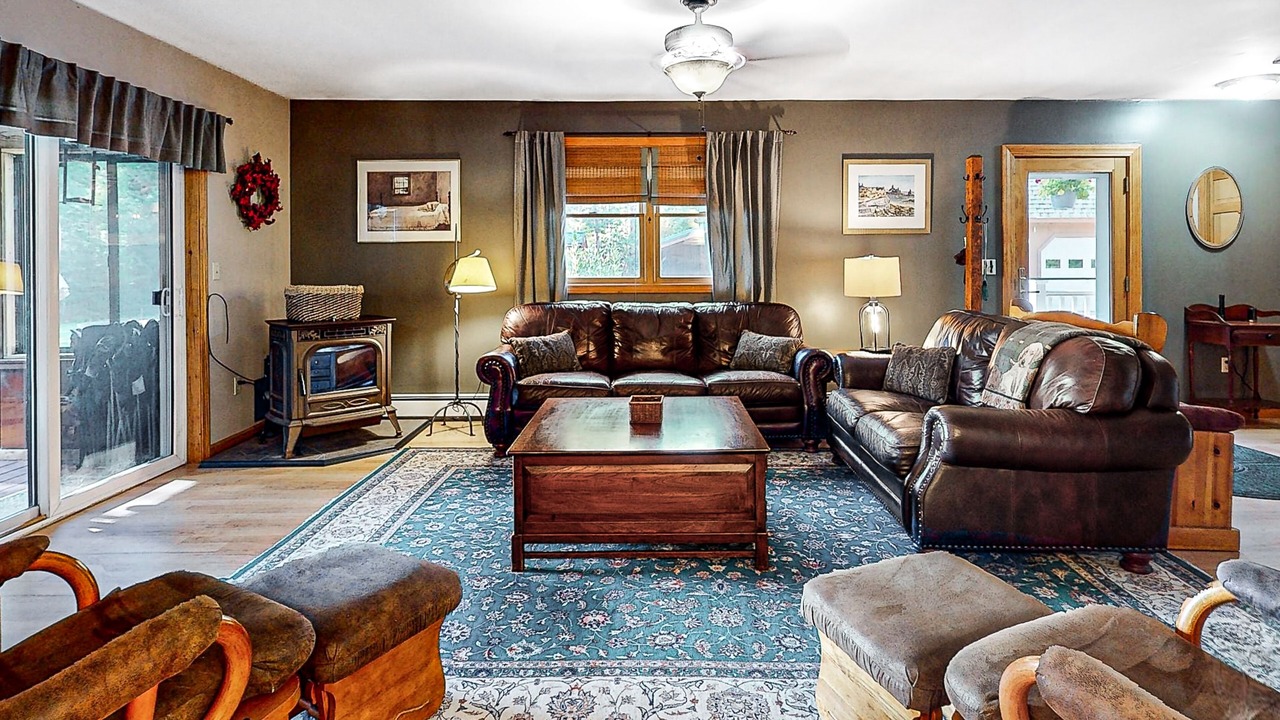 Photo of Others in Bowerbank