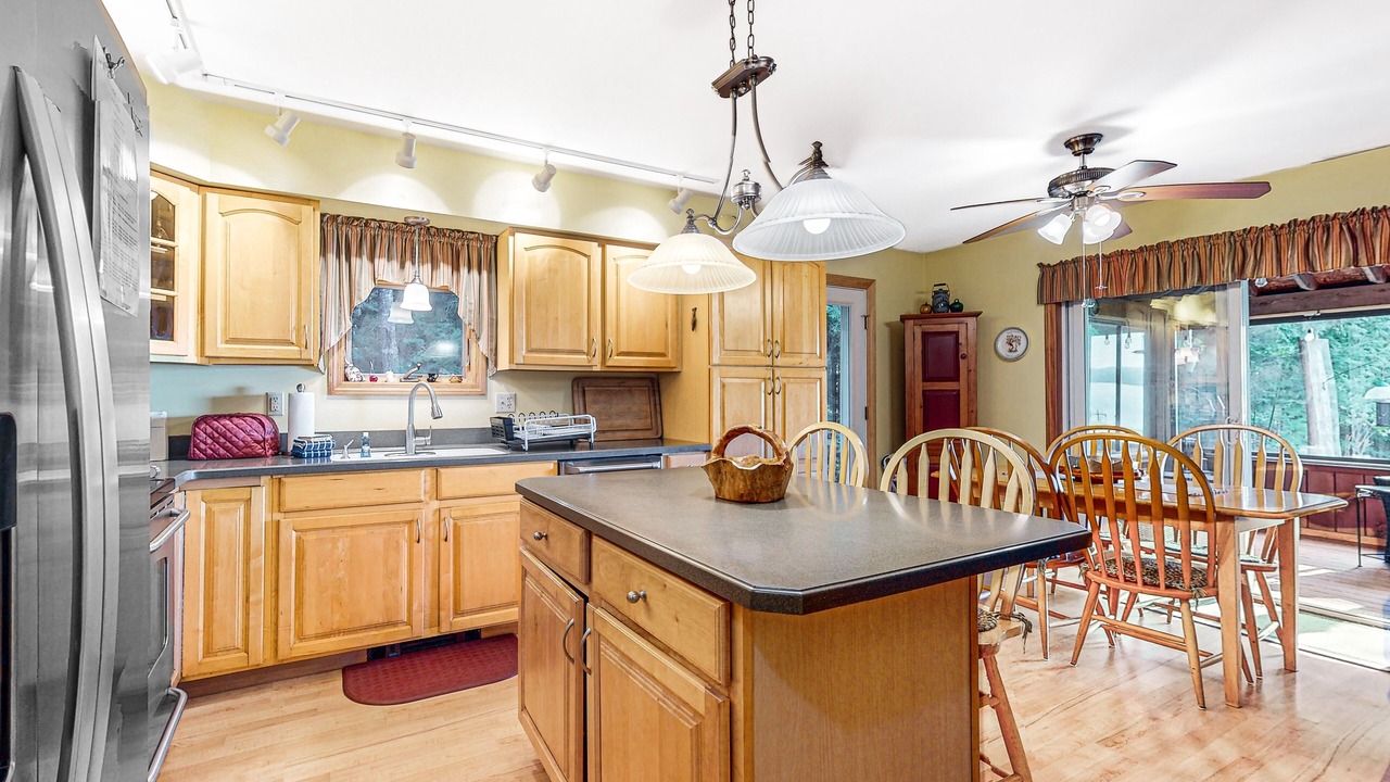 Photo of Others in Bowerbank