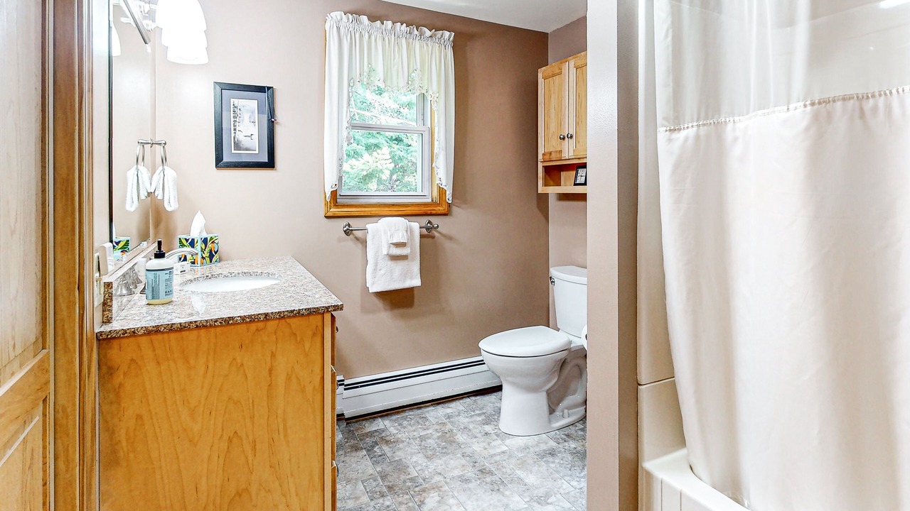 Photo of Others in Bowerbank