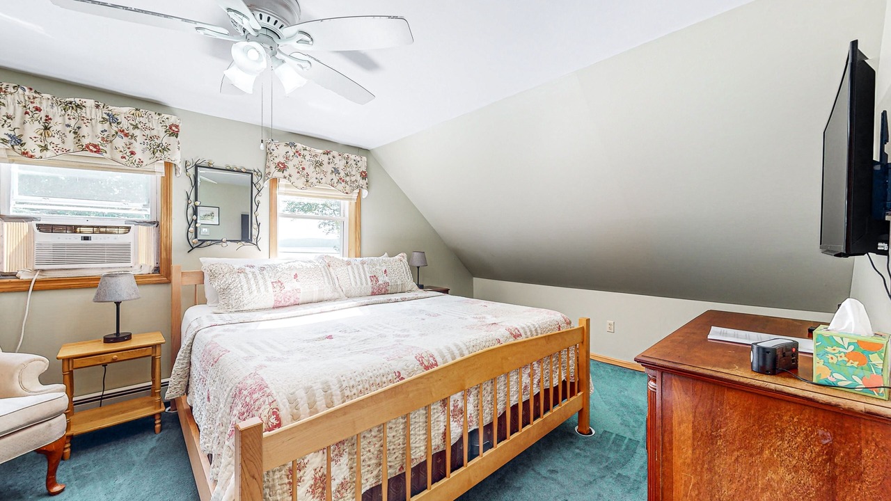 Photo of Others in Bowerbank