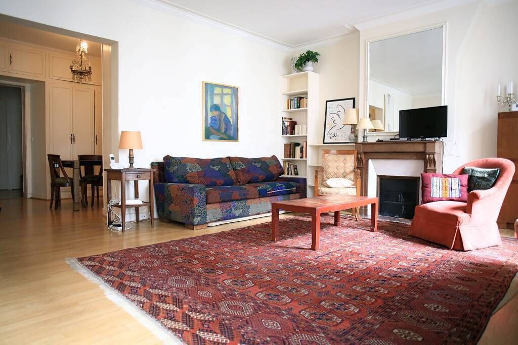 Photo of Livingroom in Notre-Dame-des-Champs