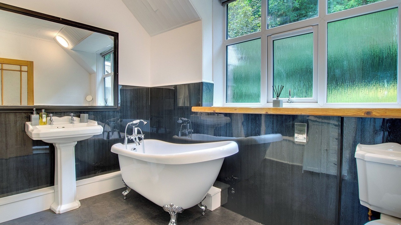 Photo of Bathroom in Tweedmouth