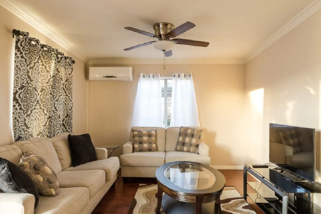 Photo of Livingroom in Hacienda Heights