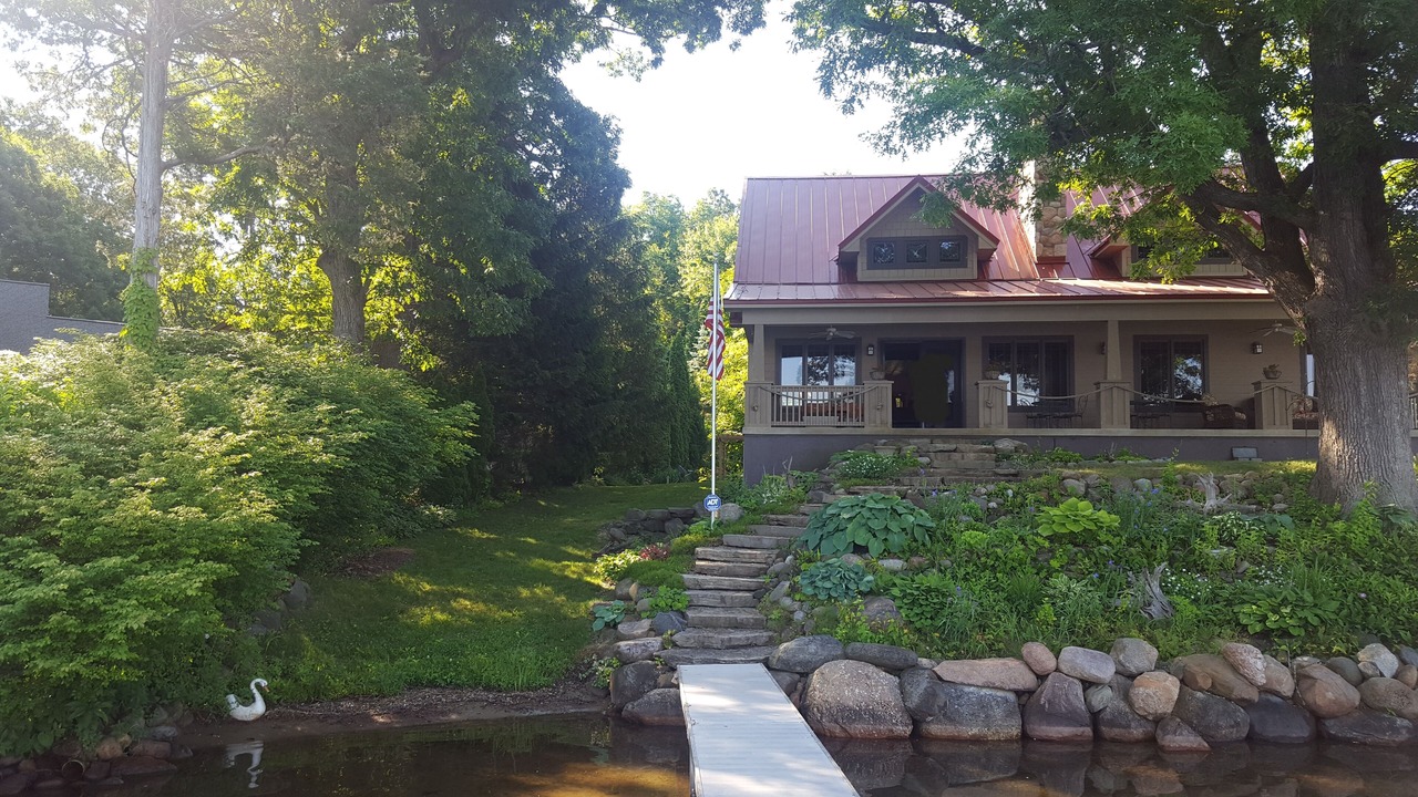 Photo of Outdoor in Grass Lake