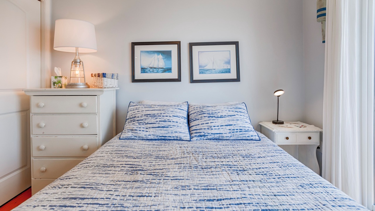 Photo of Bedroom in Cayuga
