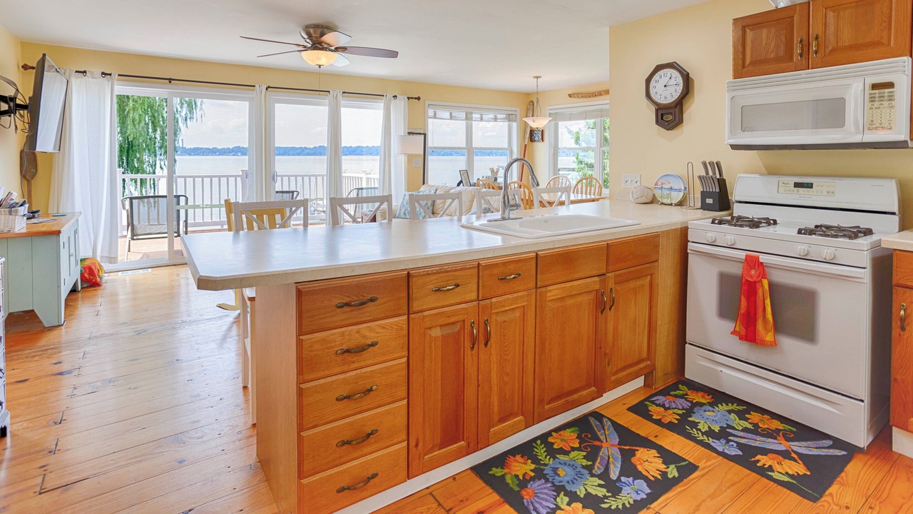 Photo of Kitchen in Cayuga