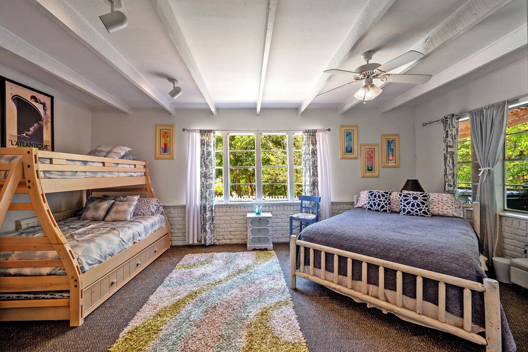 Photo of Bedroom in Pottsboro