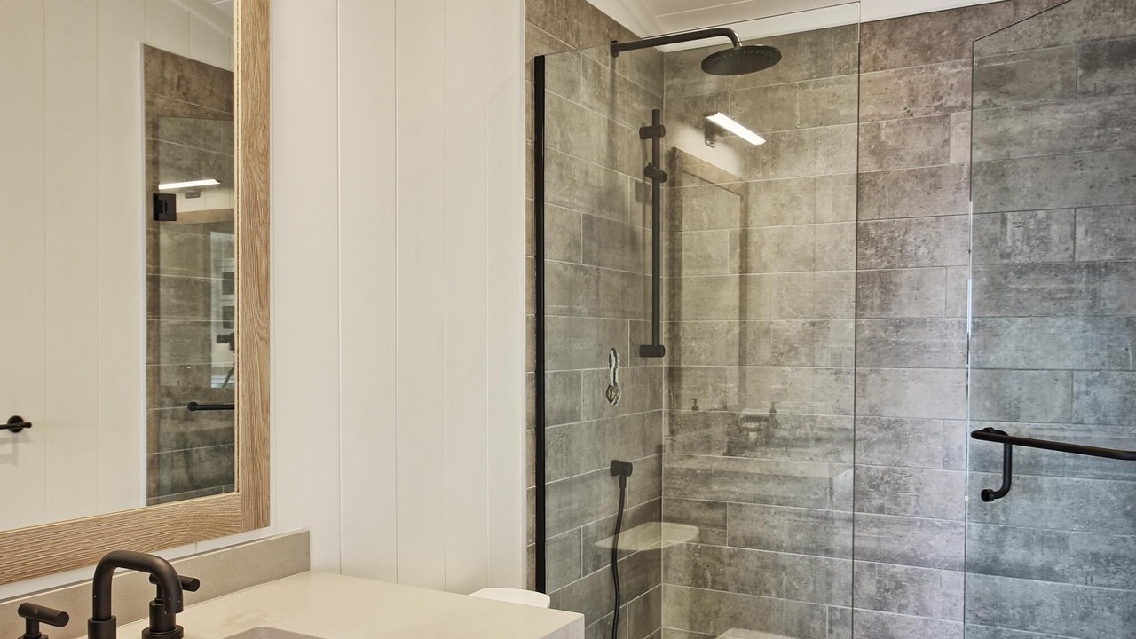 Photo of Bathroom in Port Carling