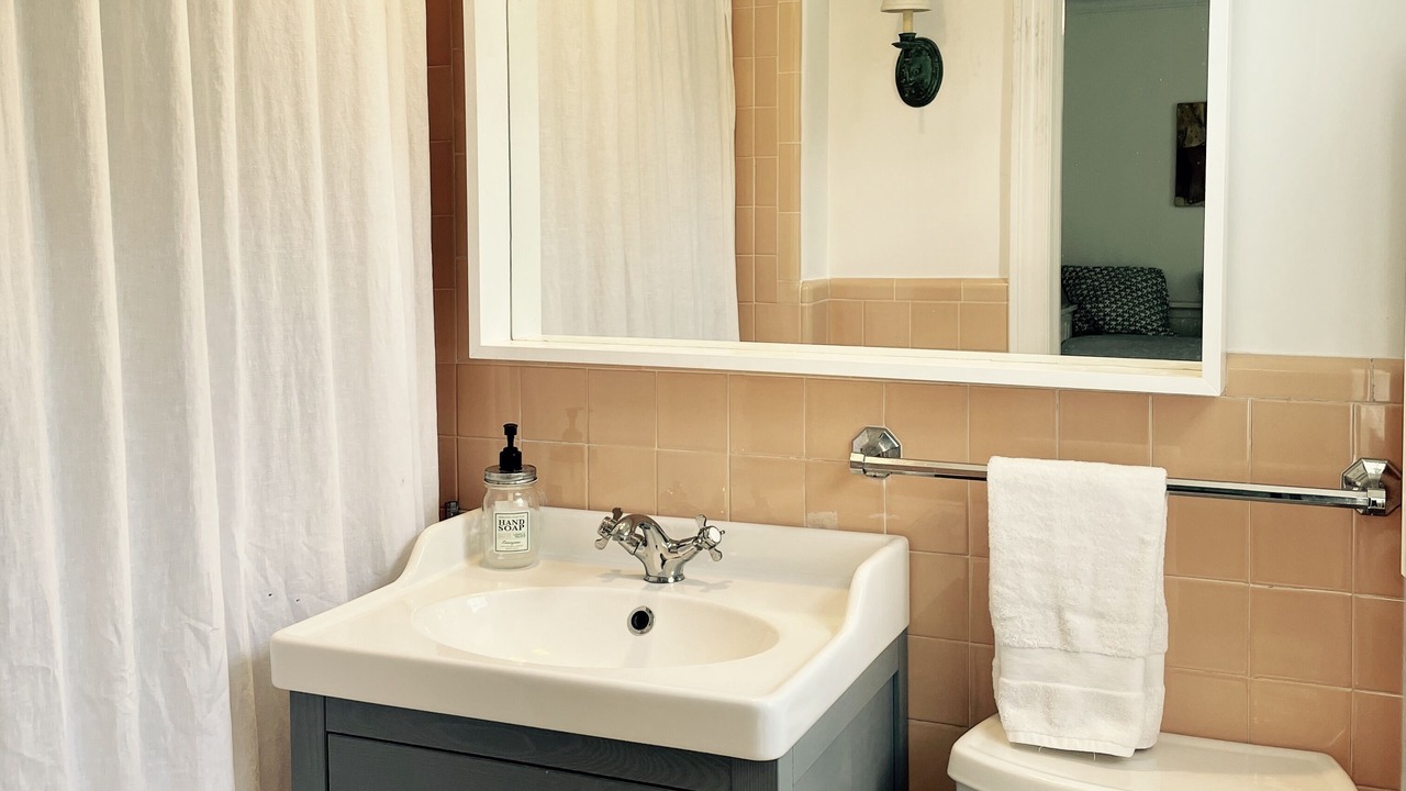 Photo of Bathroom in Old Greenwich