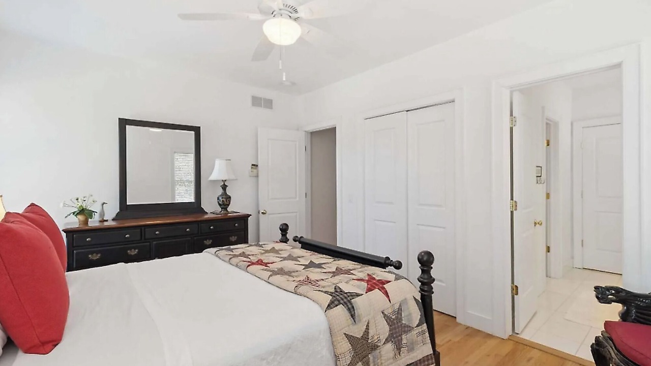 Photo of Bedroom in Shinnecock Hills