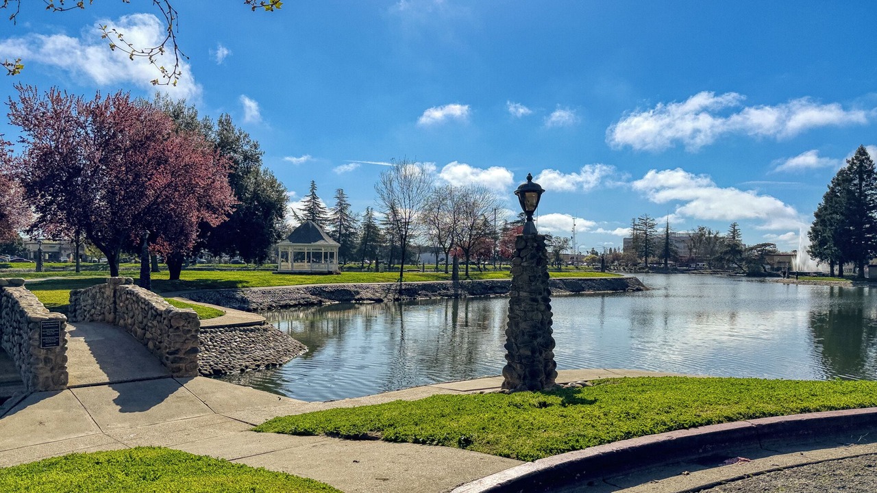 Photo of Others in Marysville