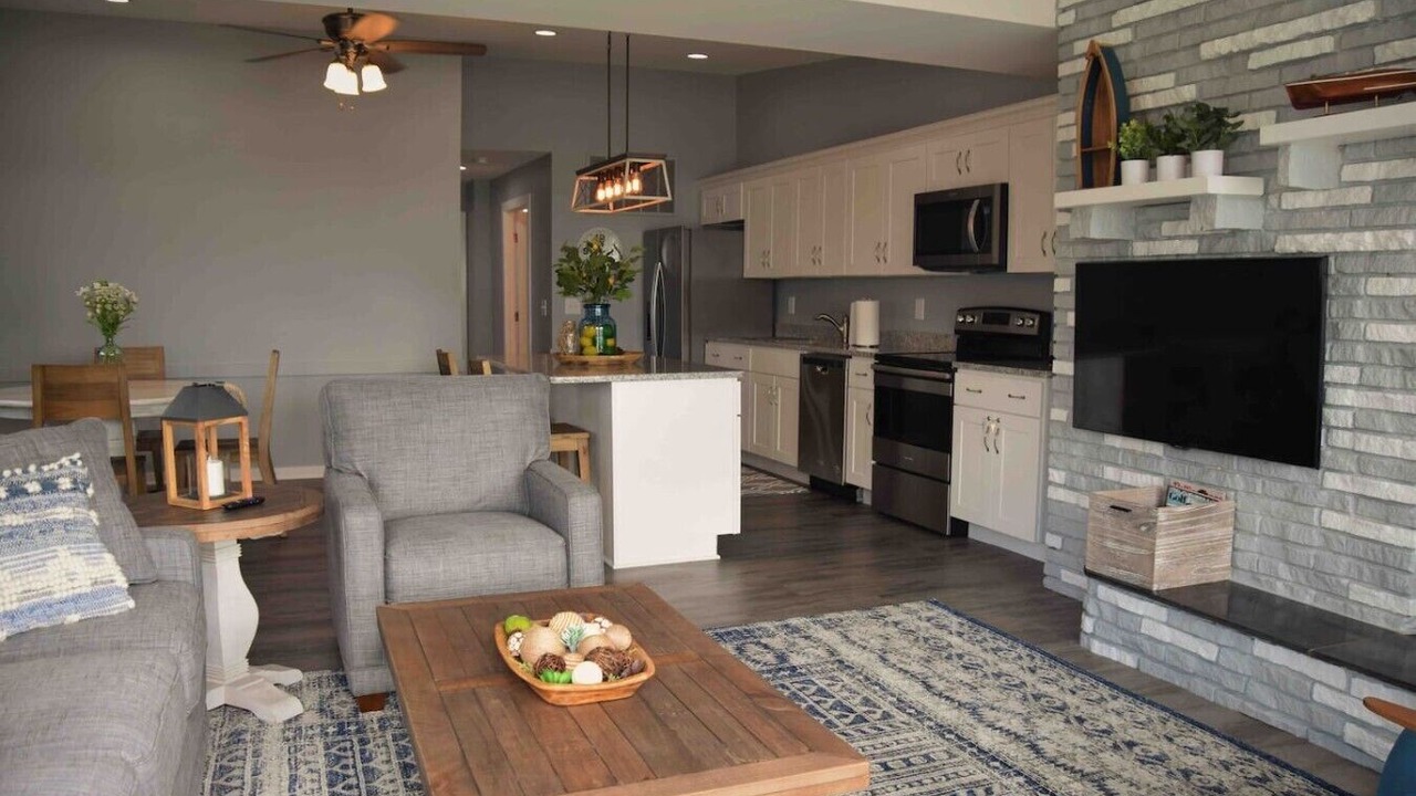 Photo of Livingroom in Anchorville