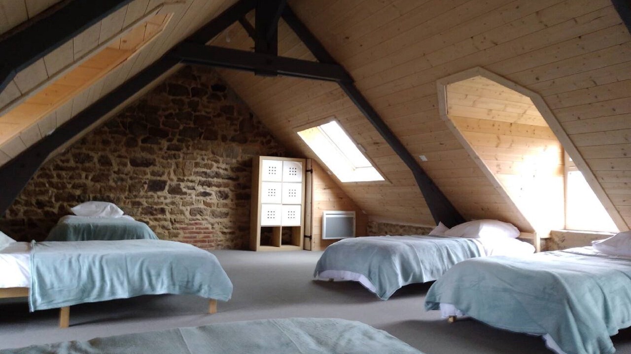 Photo of Bedroom in Sains