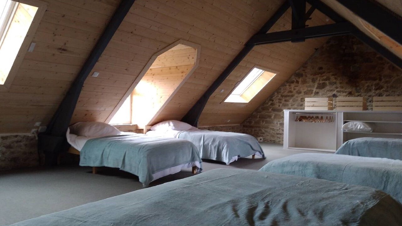 Photo of Bedroom in Sains
