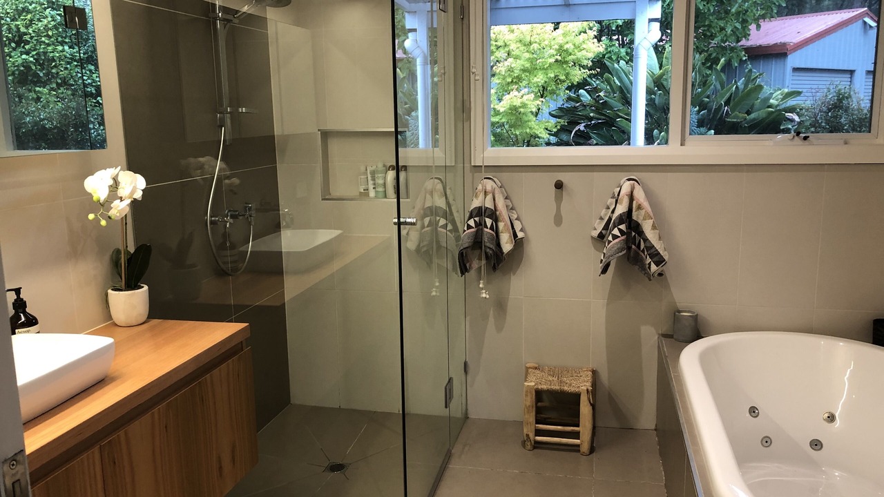 Photo of Bathroom in Red Hill