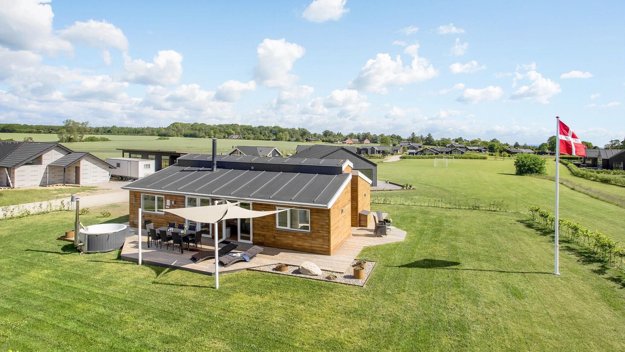 Photo of Others in Saksild Strand