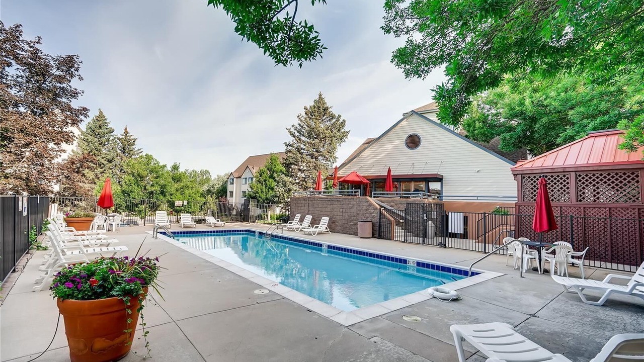 Photo of Outdoor in Englewood