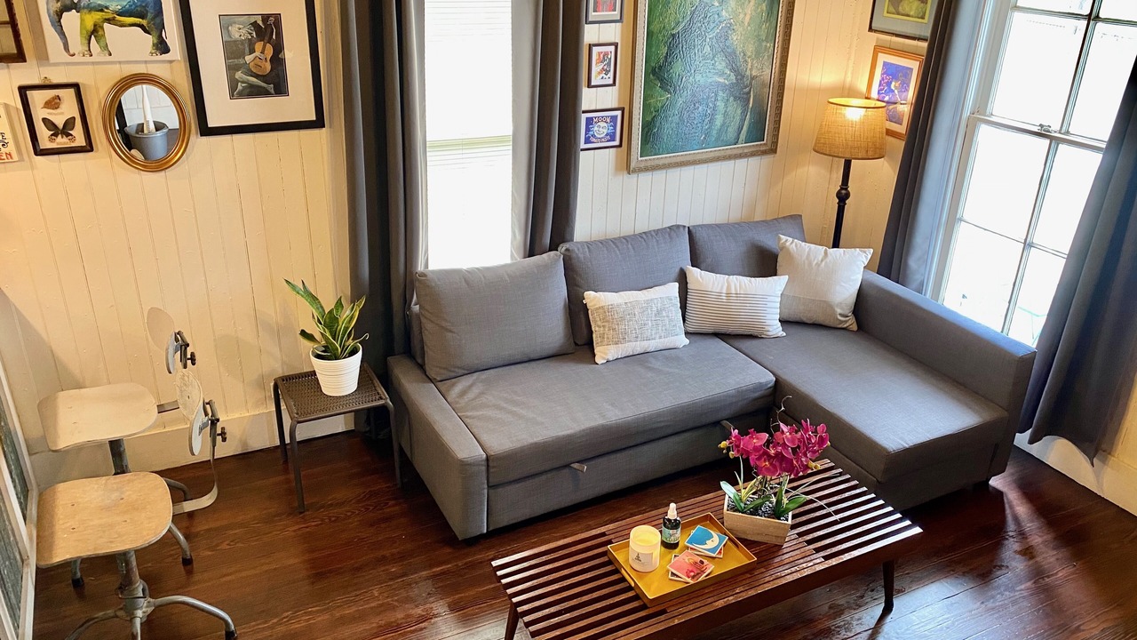 Photo of Livingroom in Near East Side