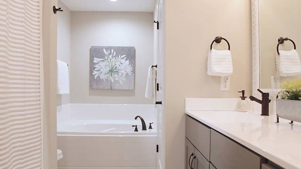Photo of Bathroom in Ashley Oaks