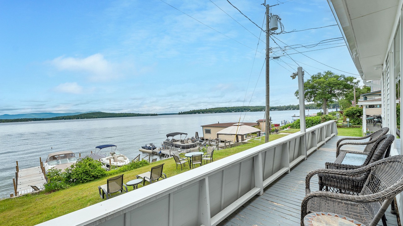 Photo of Patio Balcony in Weirs Beach