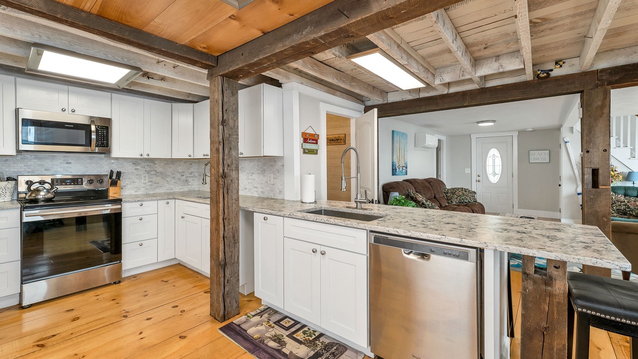 Photo of Kitchen in Weirs Beach