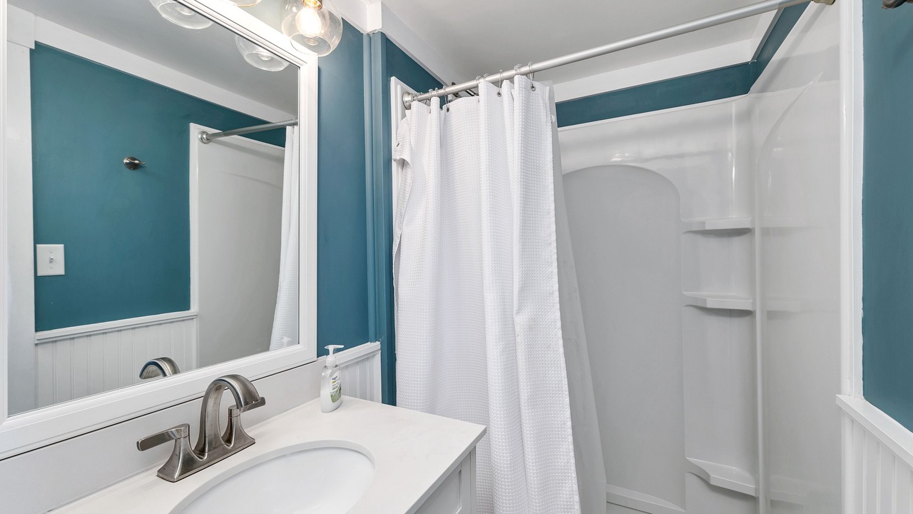 Photo of Bathroom in Weirs Beach