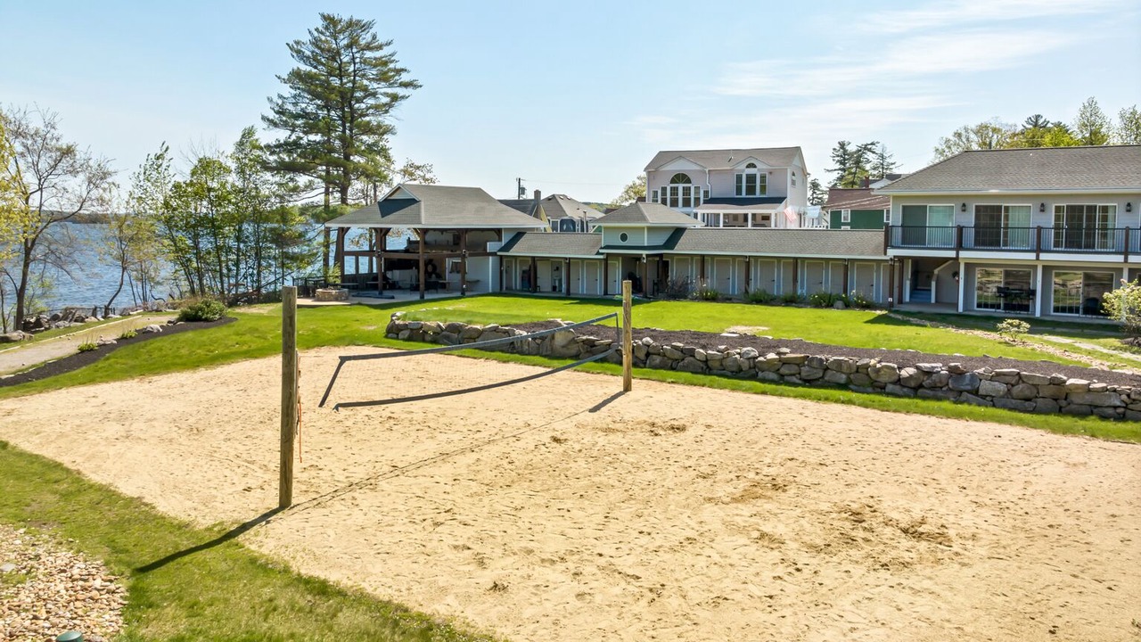 Photo of Others in Weirs Beach
