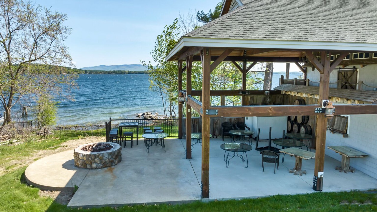 Photo of Outdoor in Weirs Beach