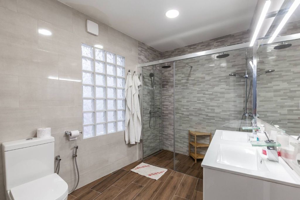 Photo of Bathroom in Reus