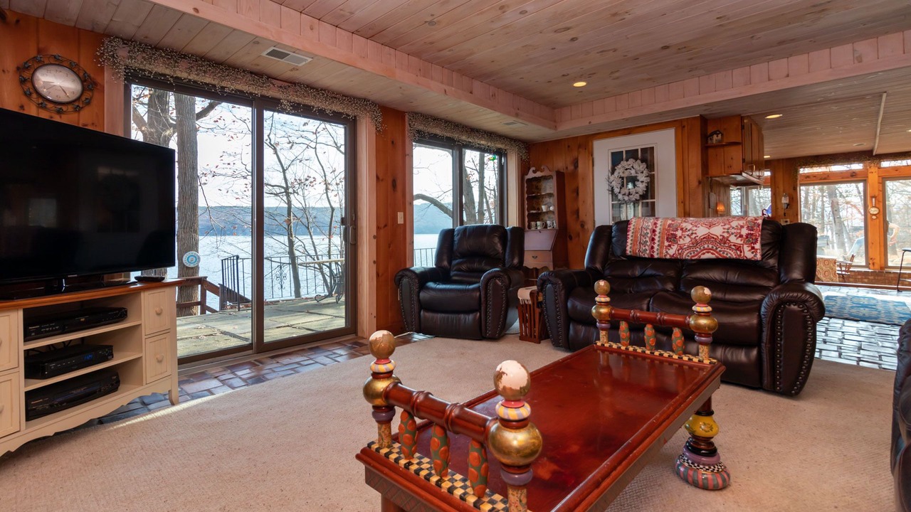 Photo of Livingroom in Grange Landing