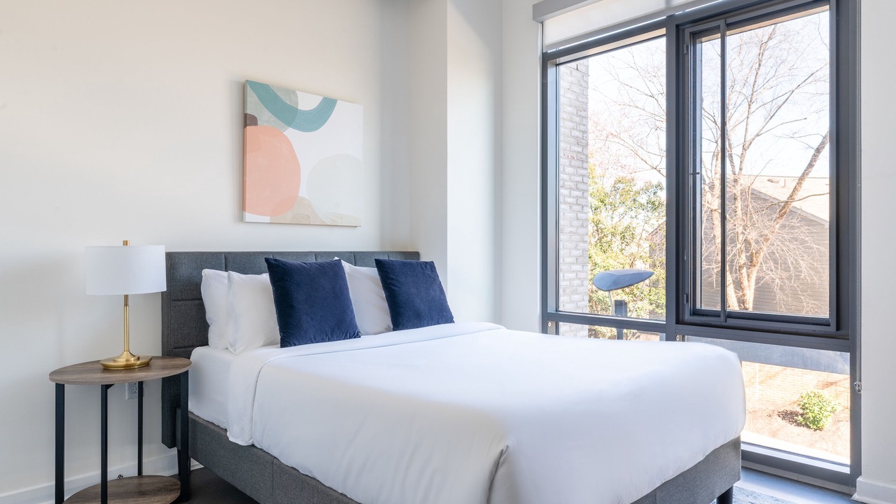 Photo of Bedroom in Del Ray