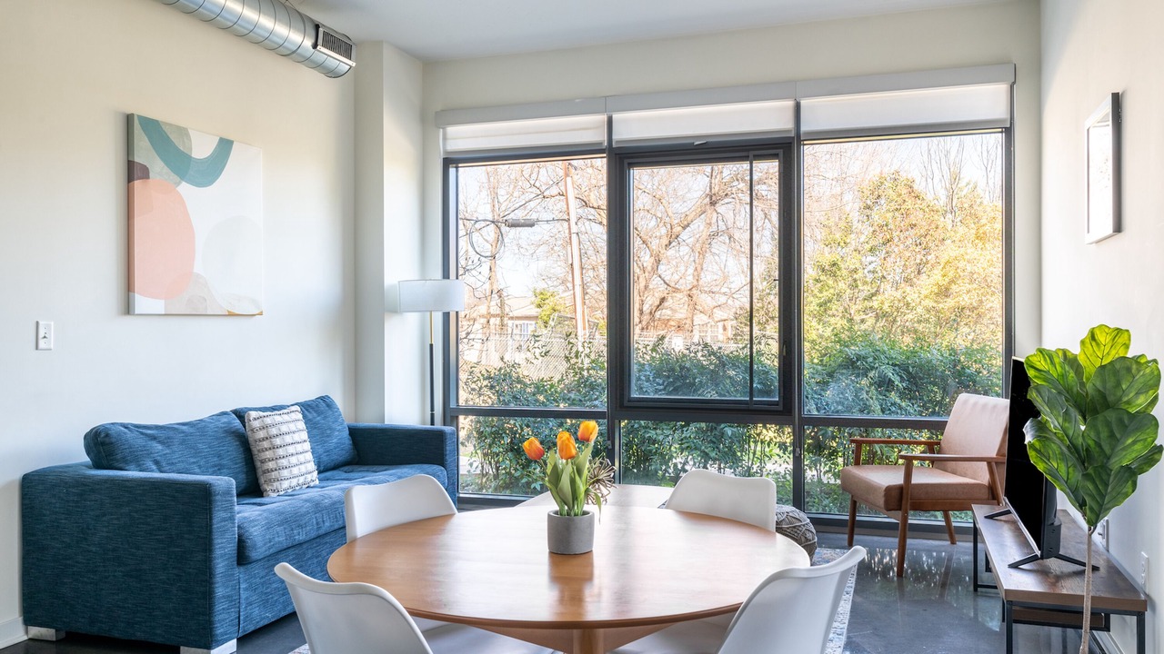 Photo of Livingroom in Del Ray