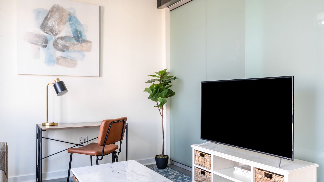 Photo of Others in Del Ray