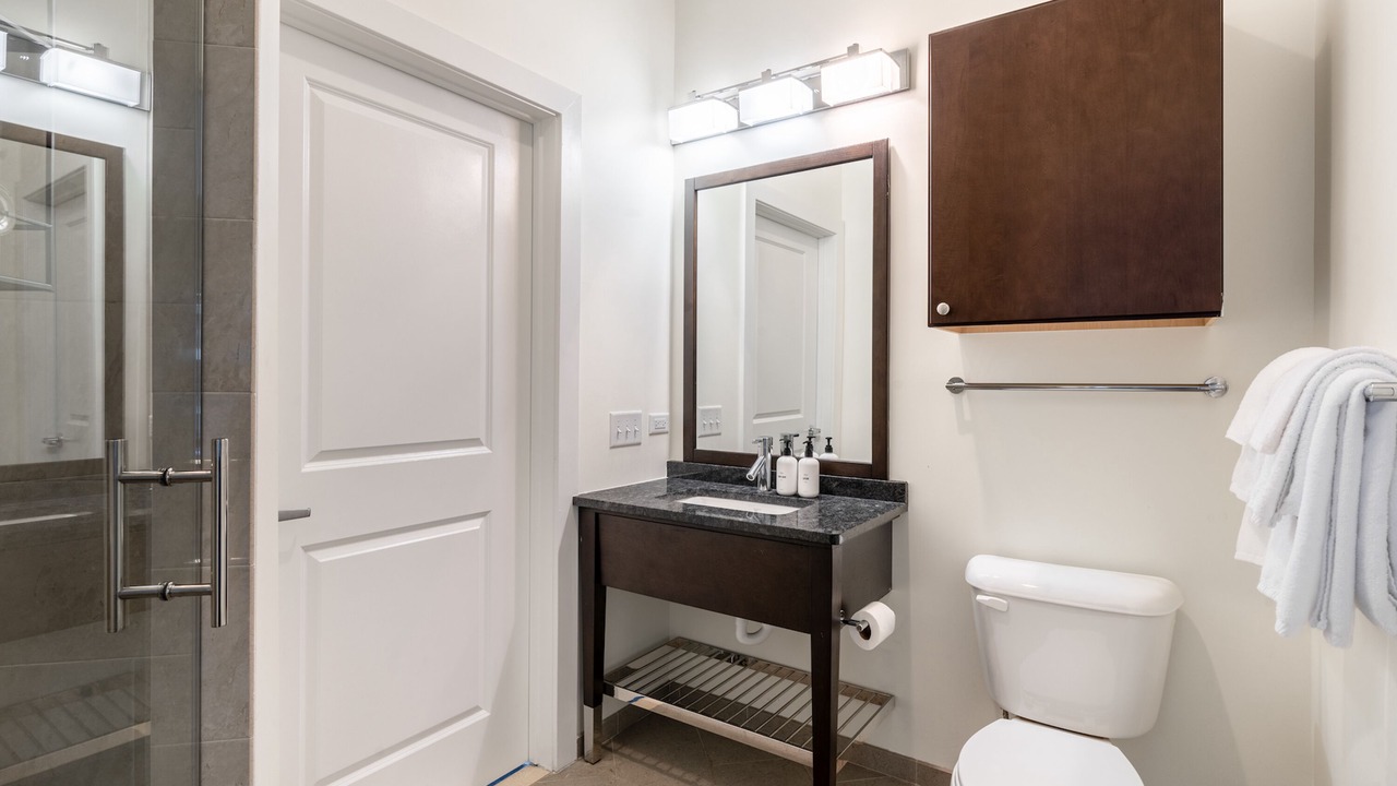 Photo of Bathroom in Del Ray