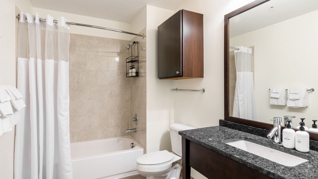 Photo of Bathroom in Del Ray